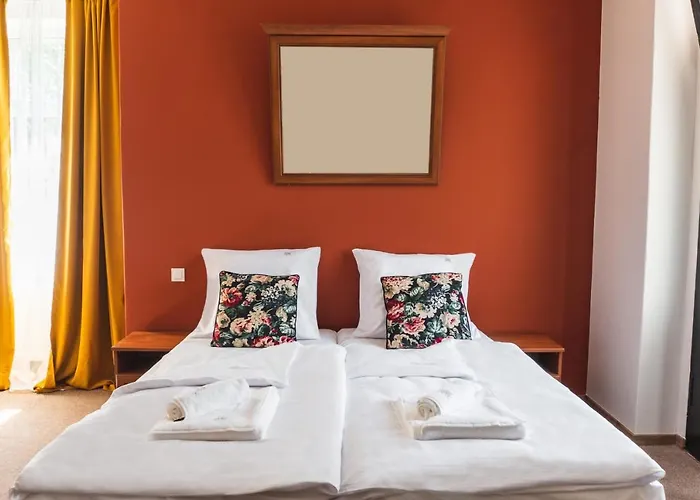 Perla Swieradowa Bed & Breakfast 3*