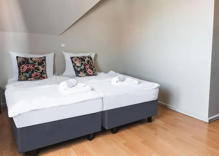 Perla Swieradowa Bed & Breakfast 3*